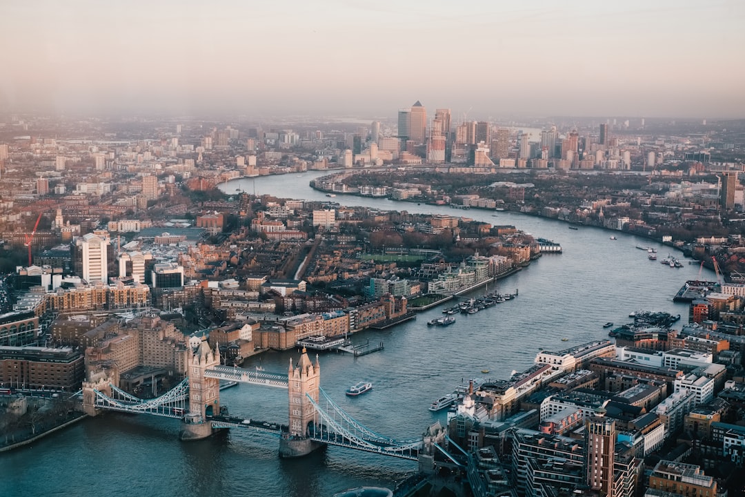Cidade: Londres - Foto de Benjamin Davies